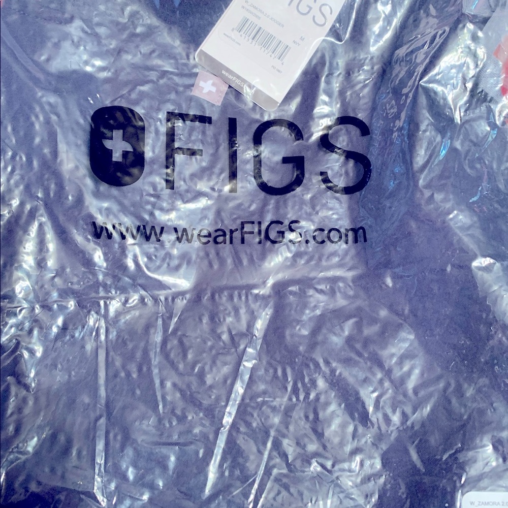 Figs scrubs